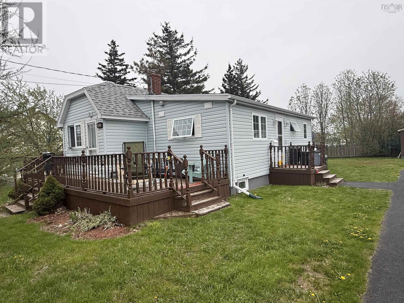 Property photo of 3420 Wood Avenue