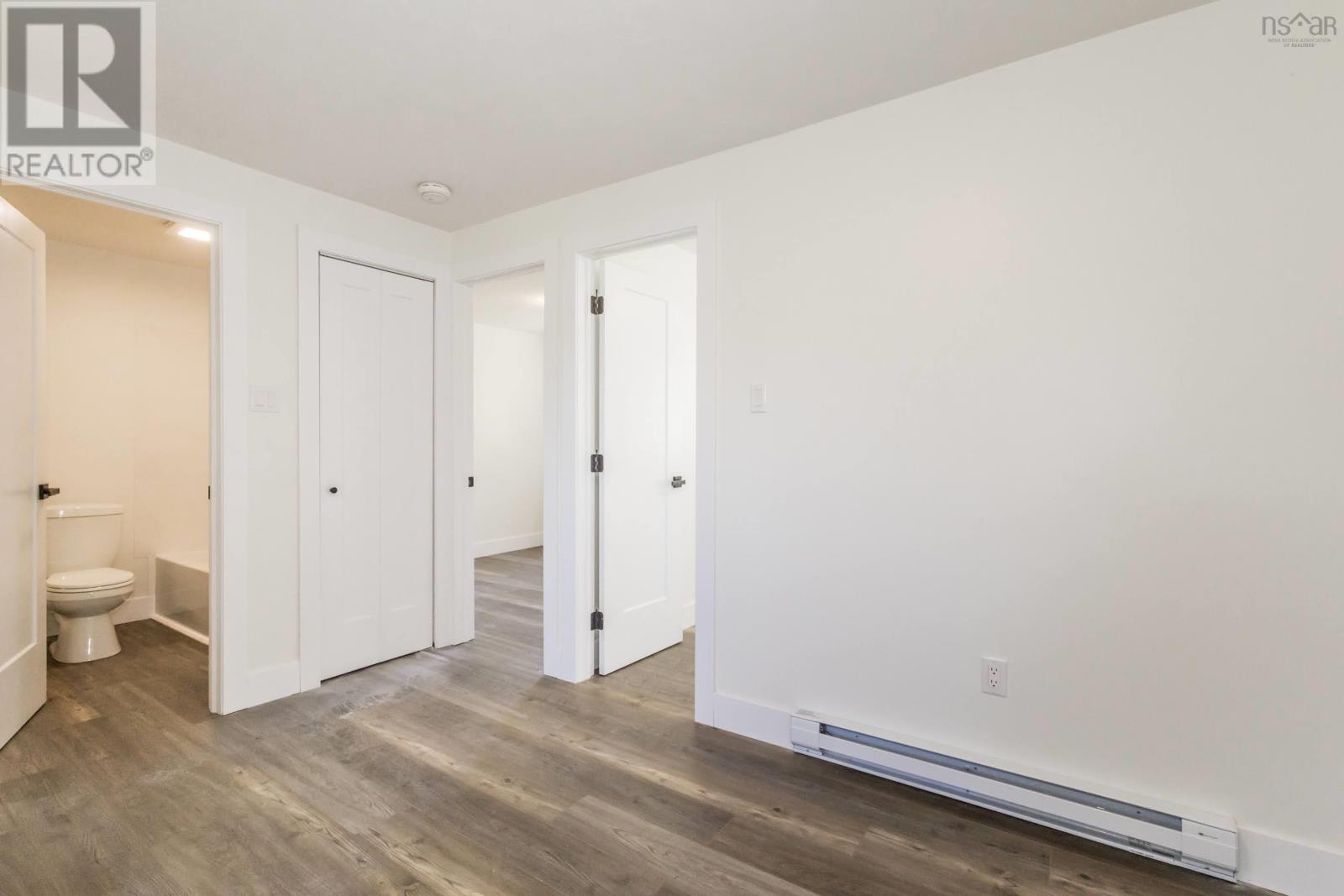 Property 32 of 49 of 47 Saxon Street