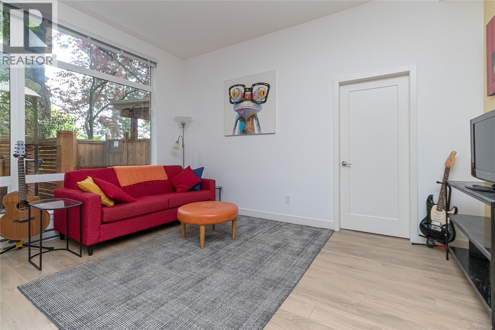#103 9864 Fourth St - 5