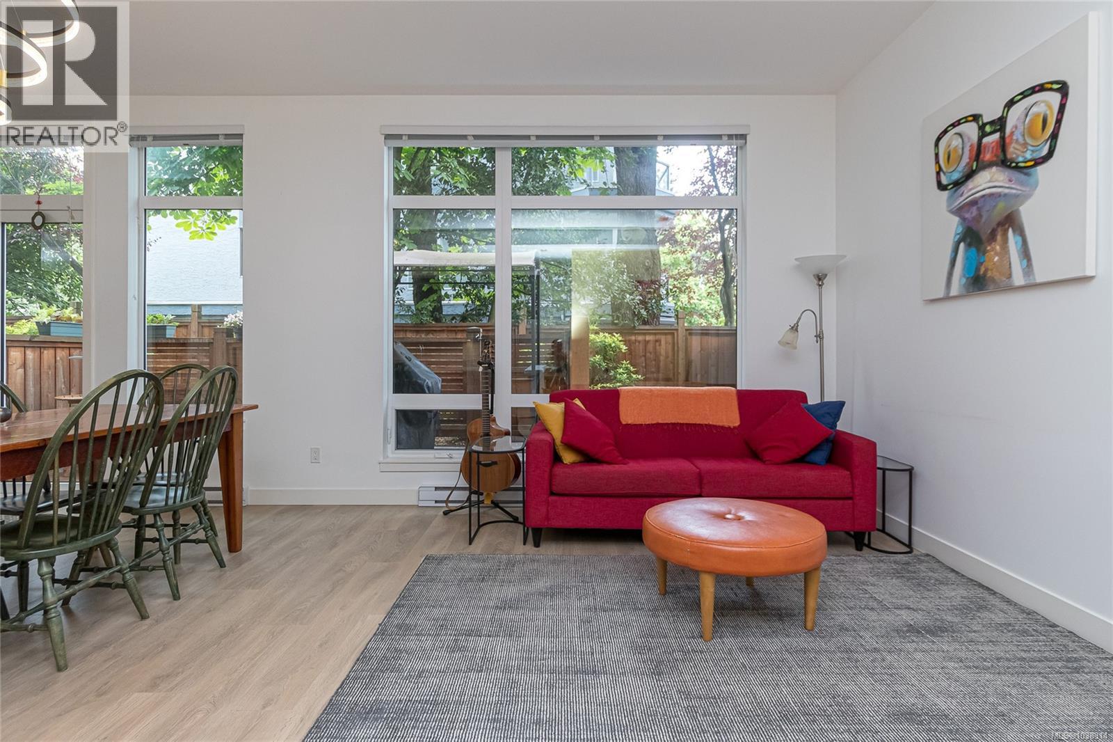 #103 9864 Fourth St - 6