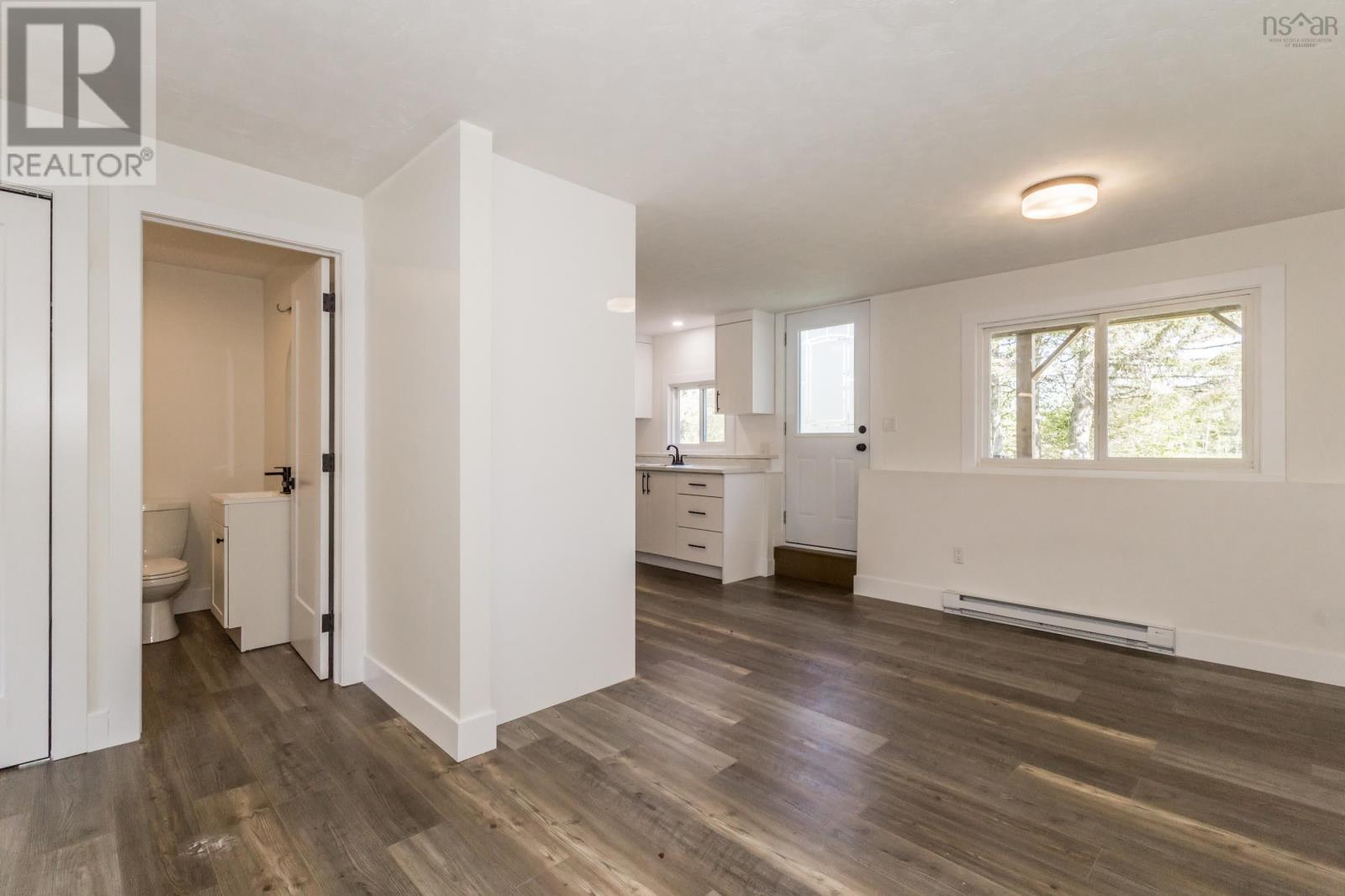 Property 27 of 49 of 47 Saxon Street