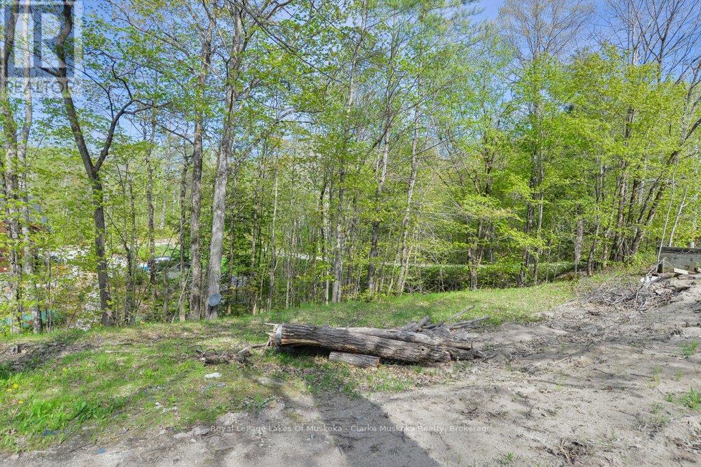 482 KINGS FARM ROAD - 8