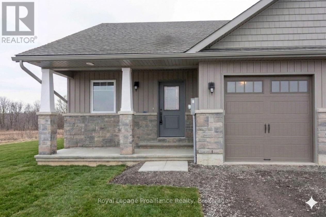 117 FARRINGTON CRESCENT - 2