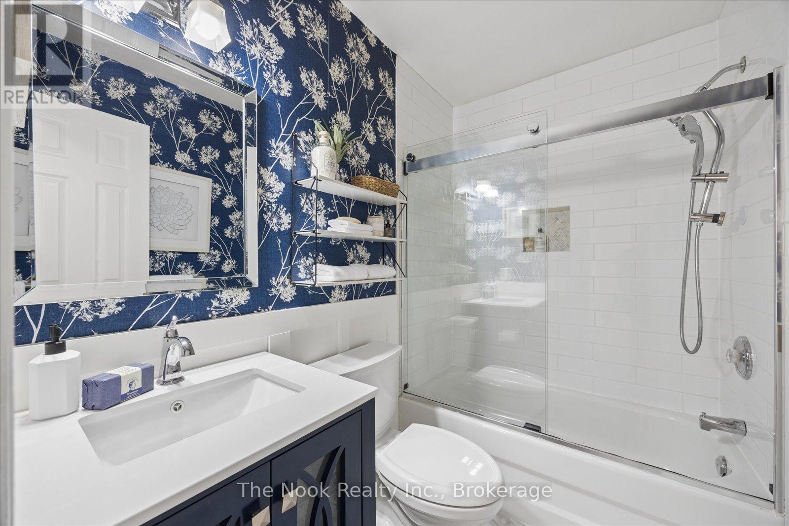 1000 GRANDLEA COURT - 8