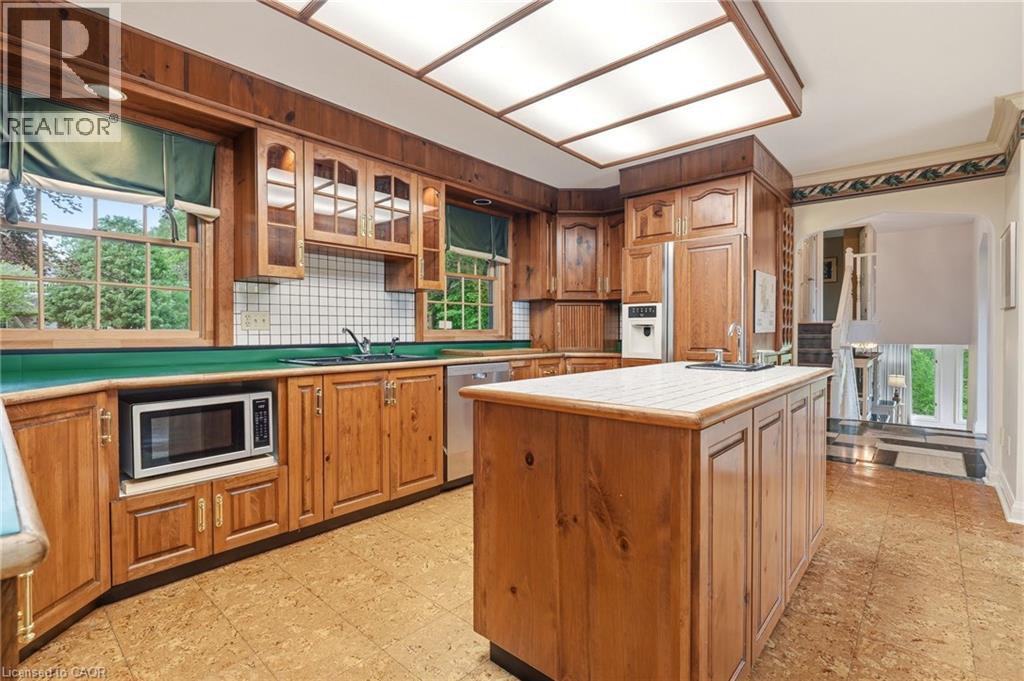 364 SHOREVIEW Road - 12