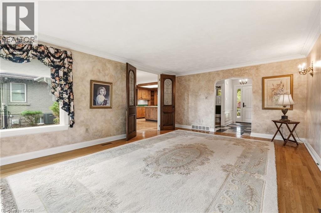 364 SHOREVIEW Road - 8