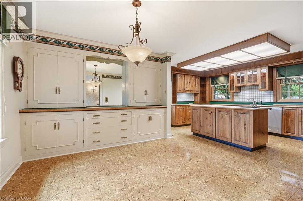 364 SHOREVIEW Road - 9