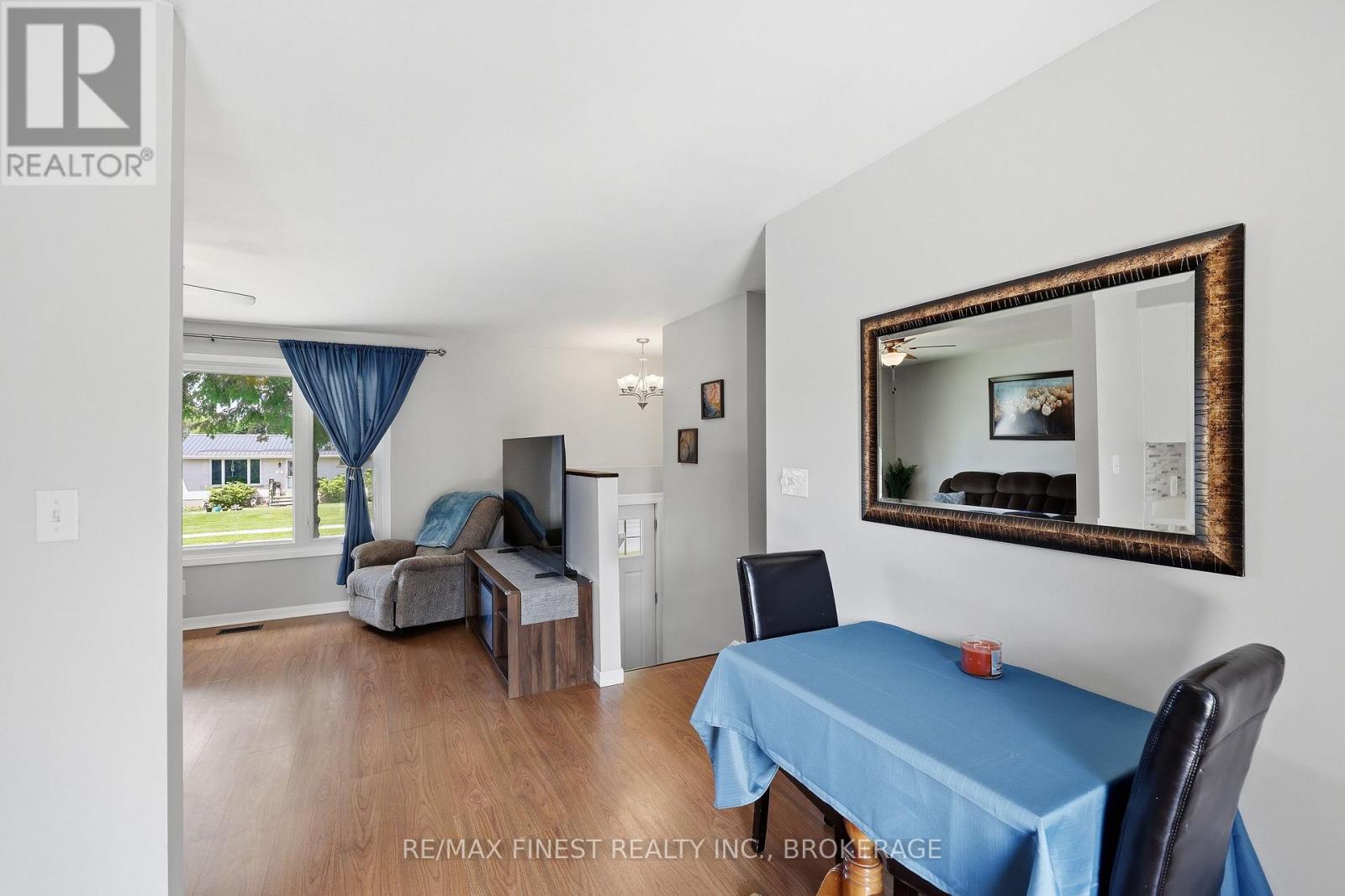 38 KILDARE AVENUE - 14