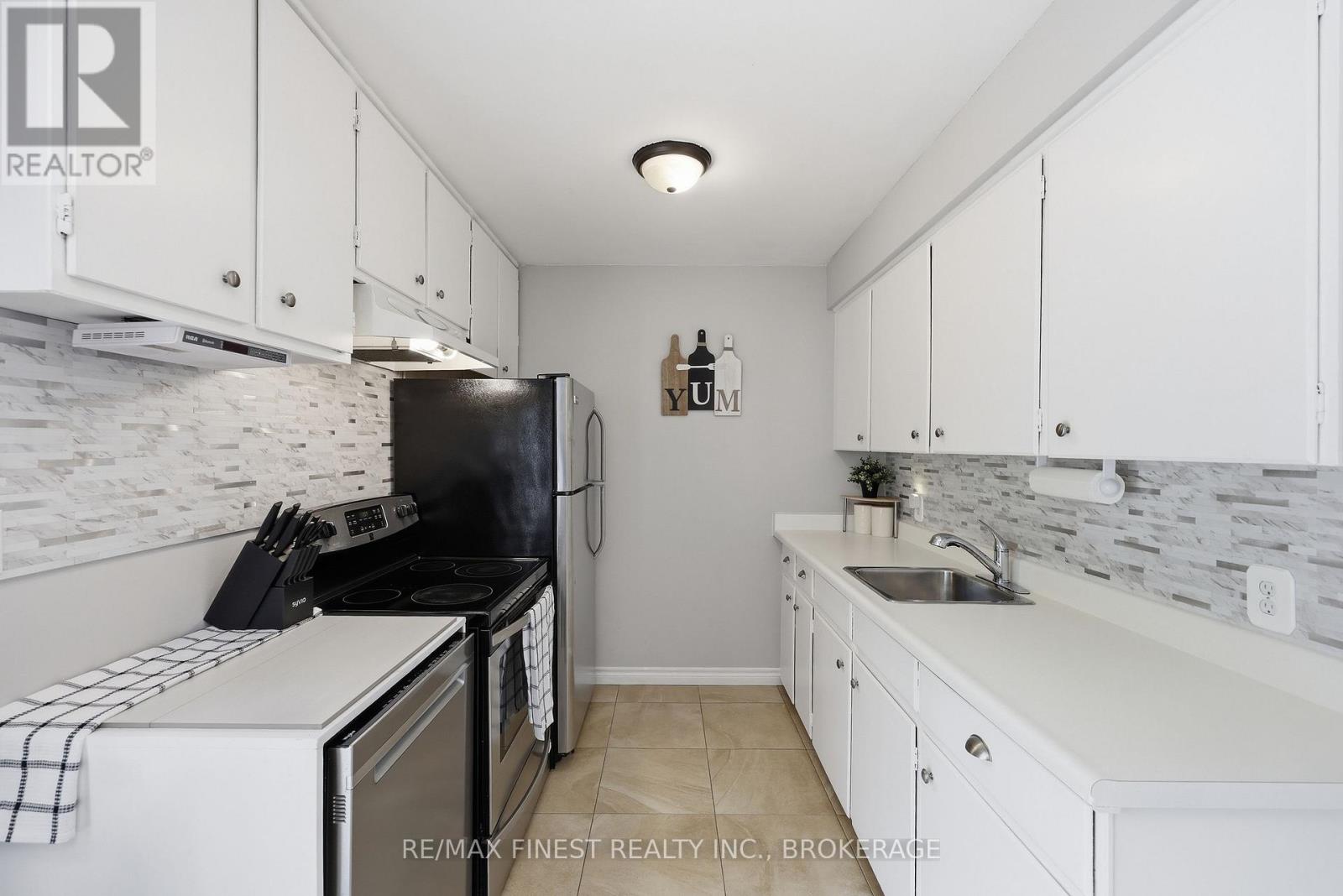 38 KILDARE AVENUE - 15