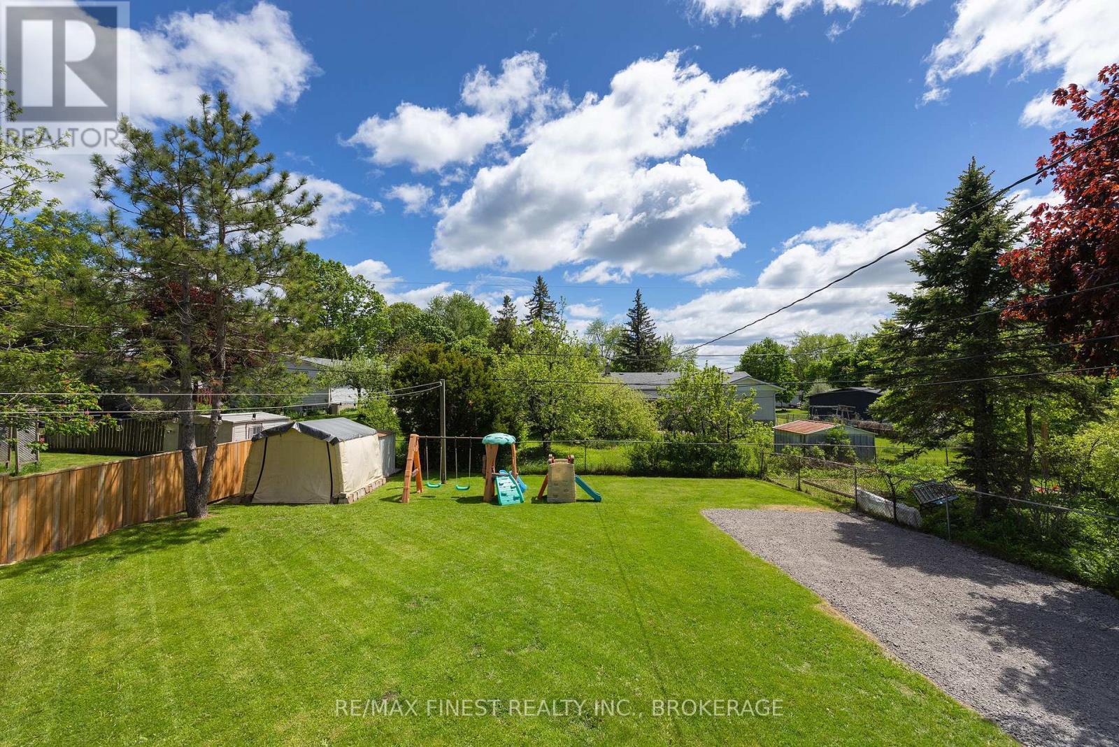 38 KILDARE AVENUE - 35