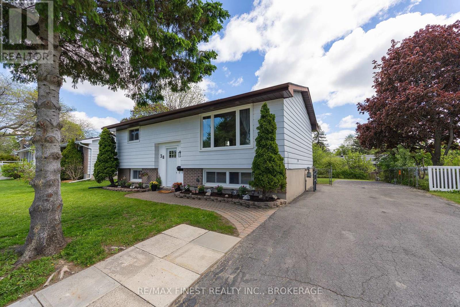 38 KILDARE AVENUE - 5