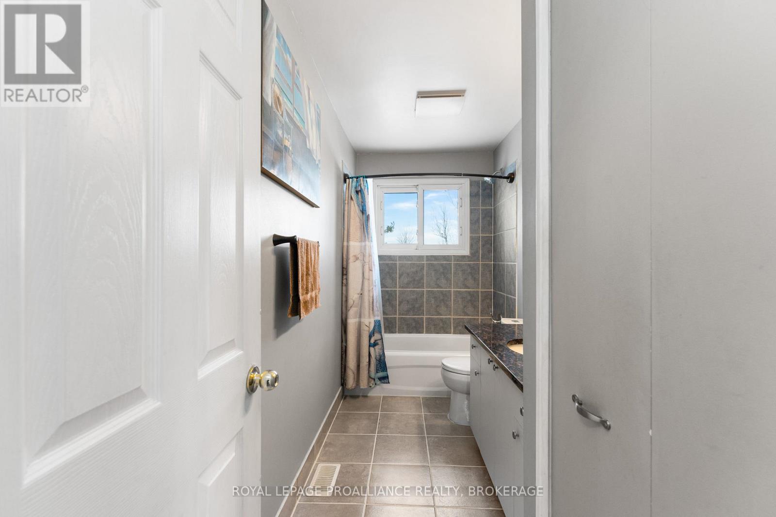 261 SHANE STREET - 24