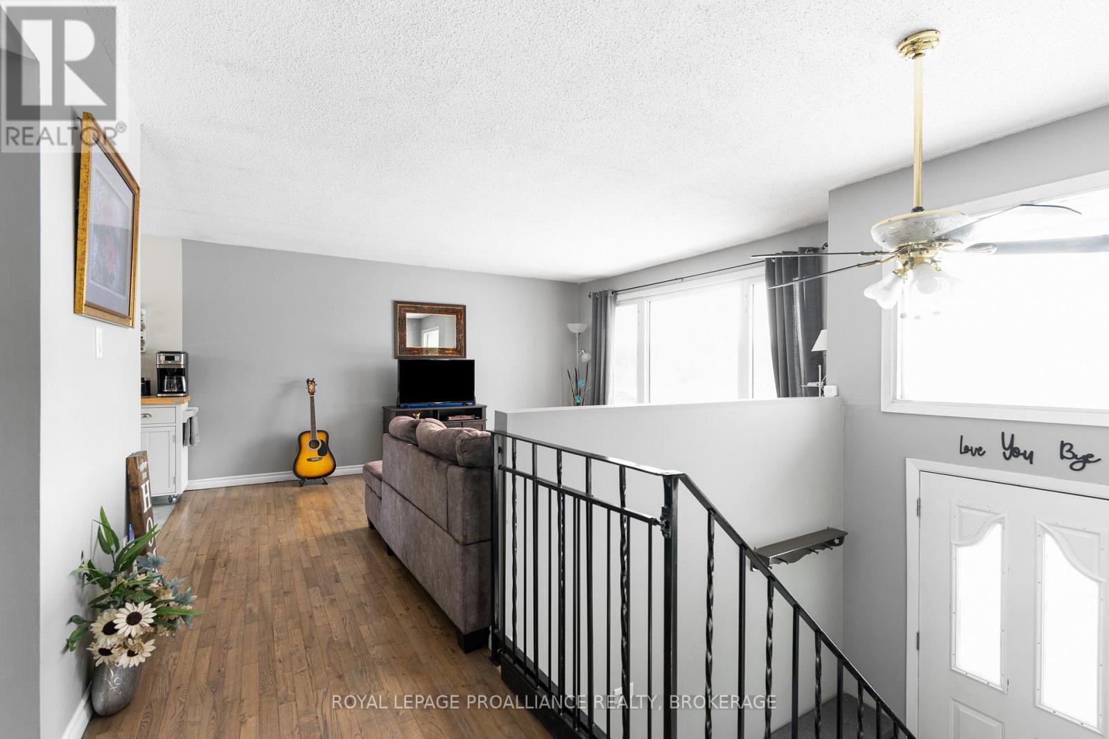 261 SHANE STREET - 39