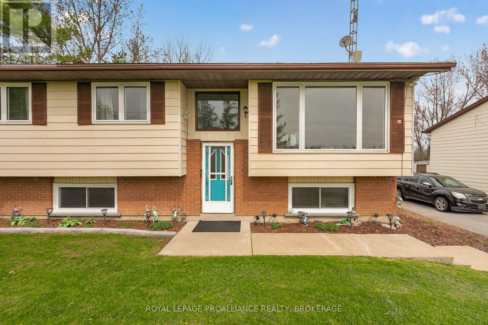 261 SHANE STREET - 4