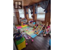 Sunroom - 539 Route 260, Saint Quentin, NB E8A2L6 Photo 9
