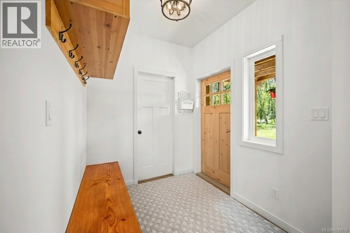 2056 Spike Rd - 4