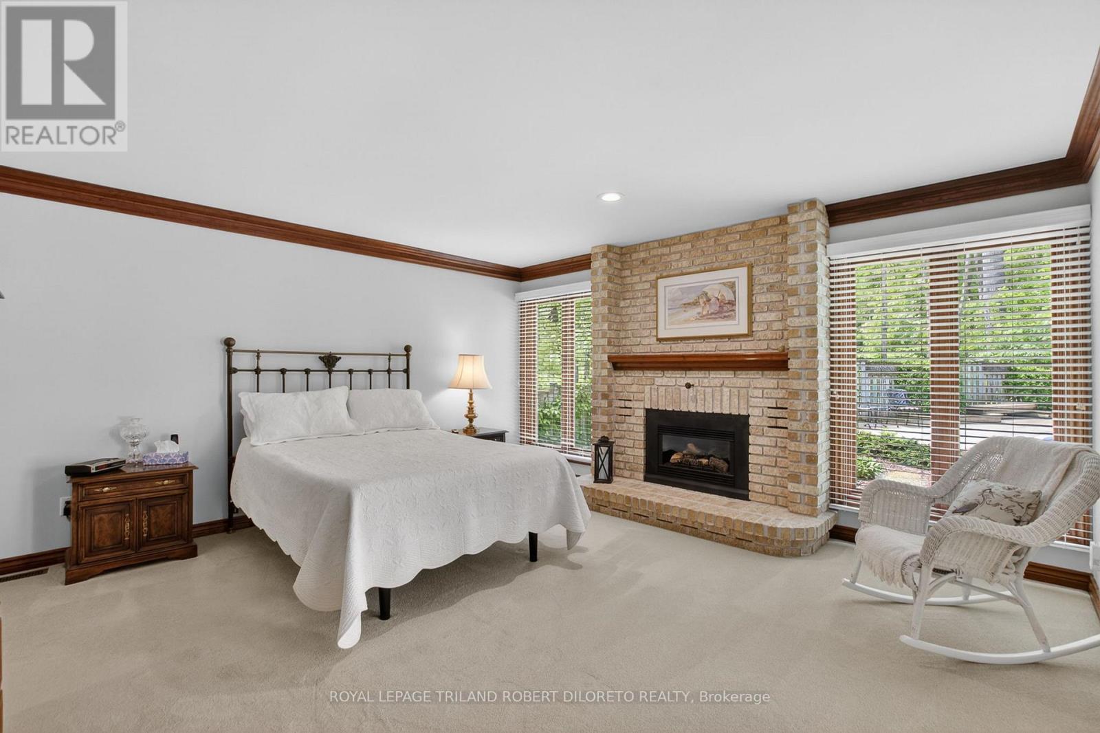 83 CONIFER PLACE - 21