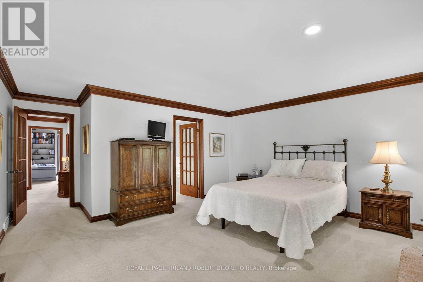 83 CONIFER PLACE - 22