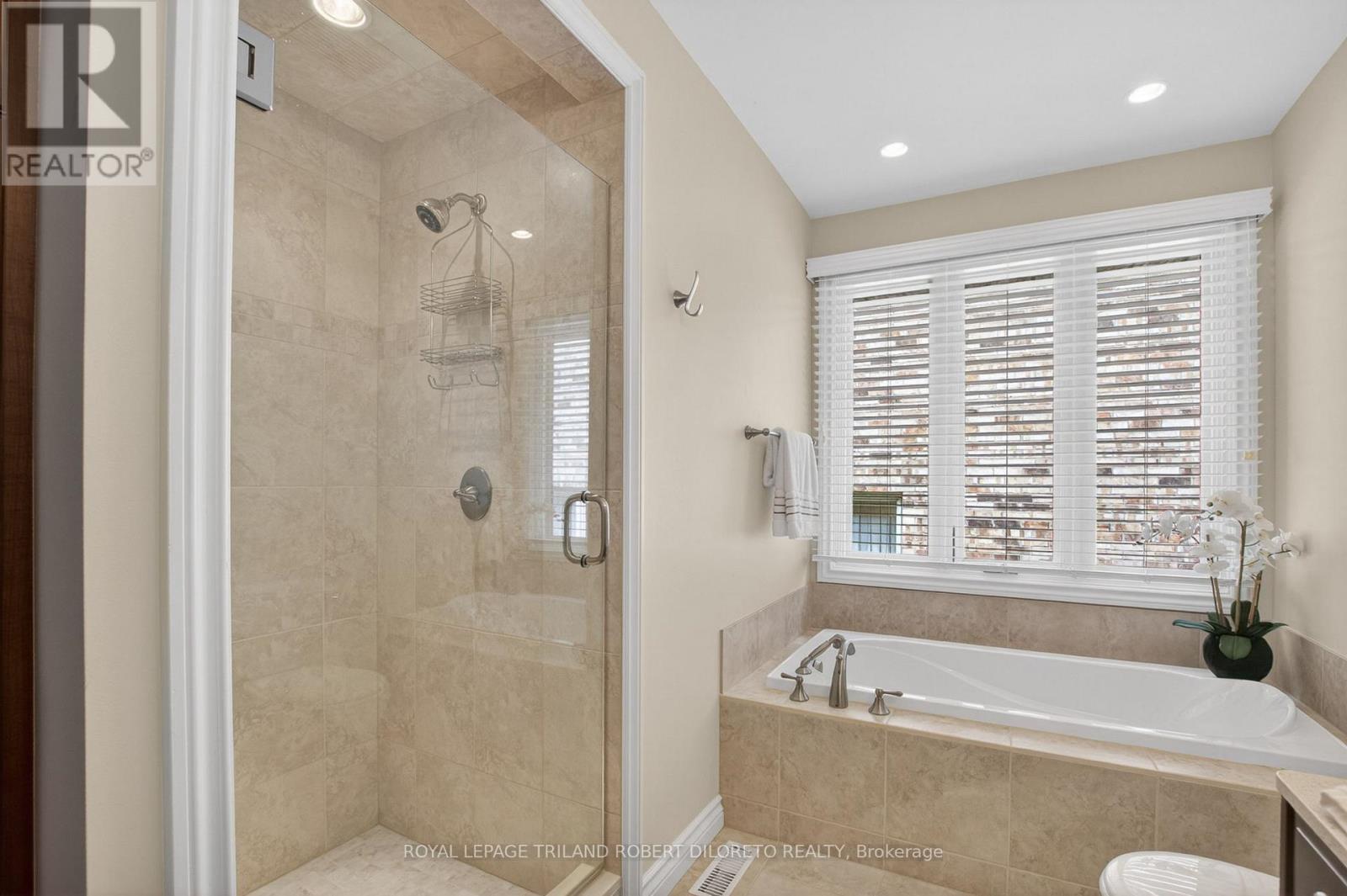 83 CONIFER PLACE - 29