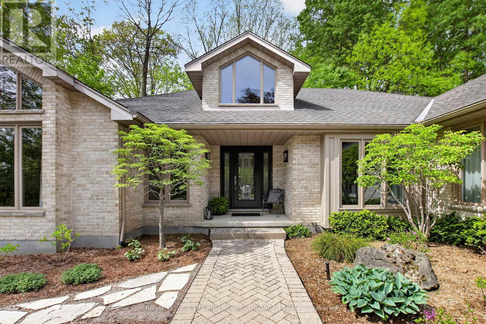 83 CONIFER PLACE - Image 3
