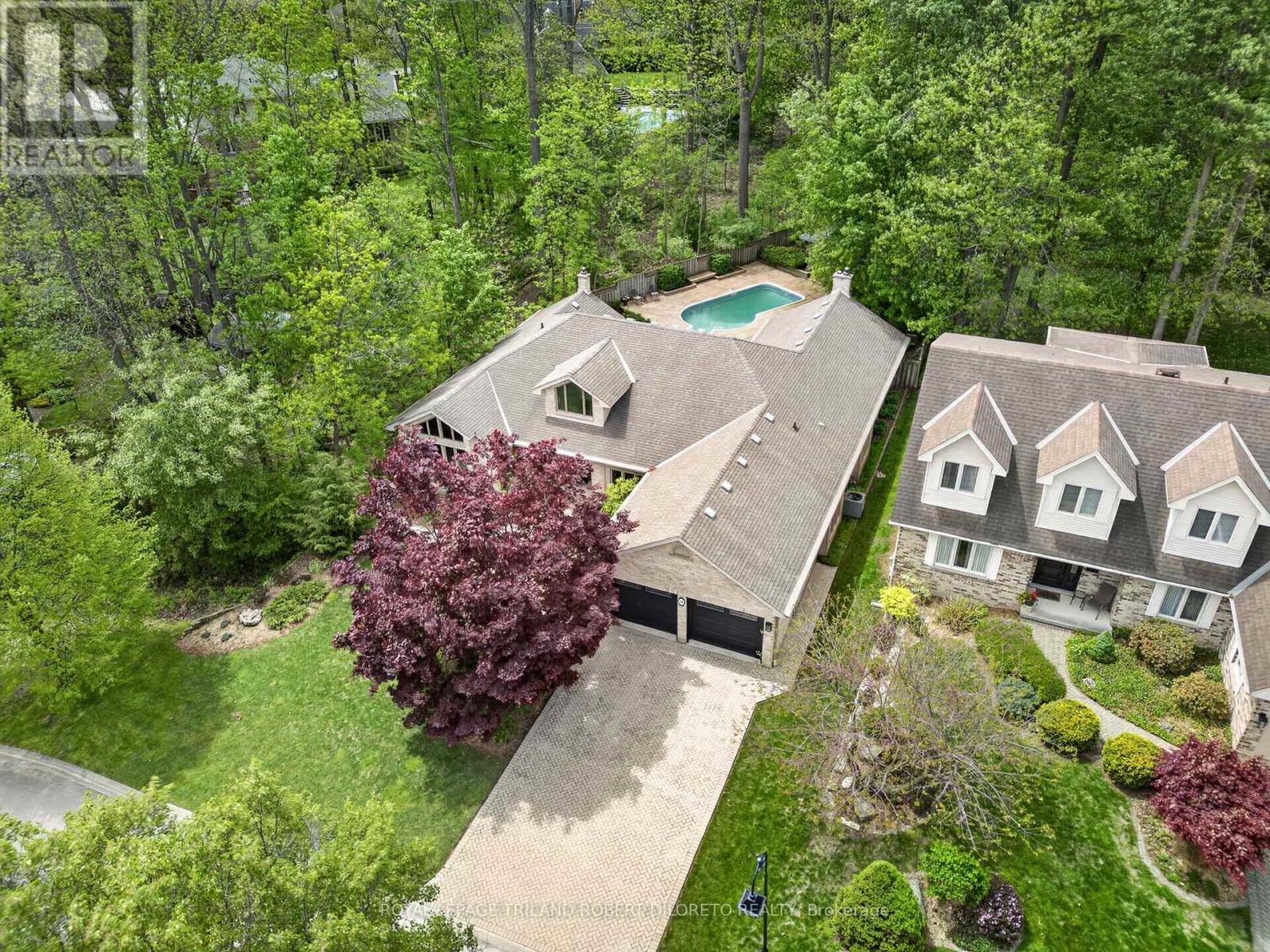 83 CONIFER PLACE - 38