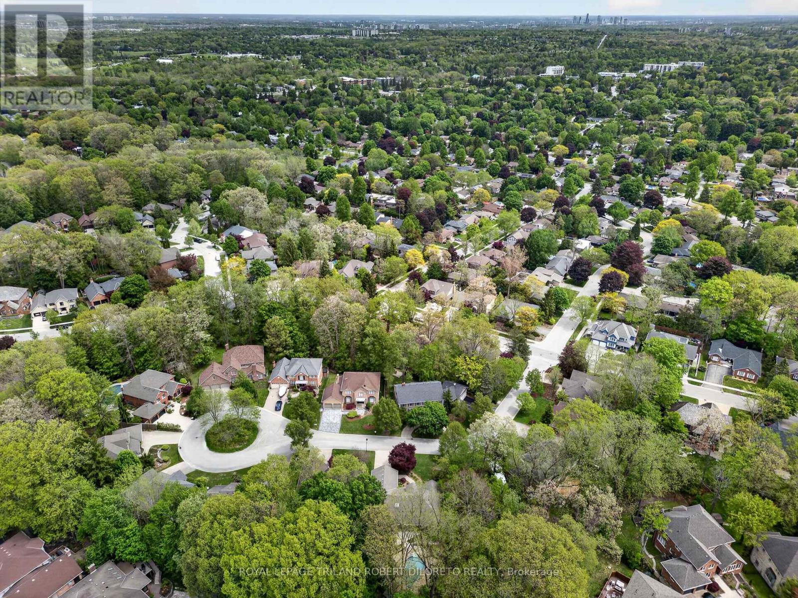 83 CONIFER PLACE - 46