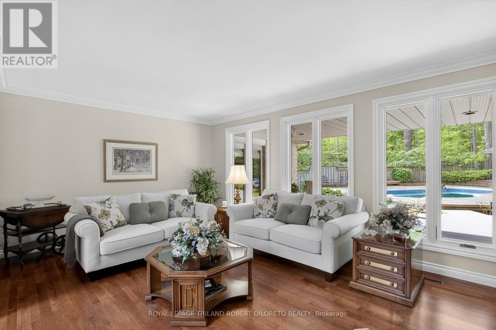 83 CONIFER PLACE - 9