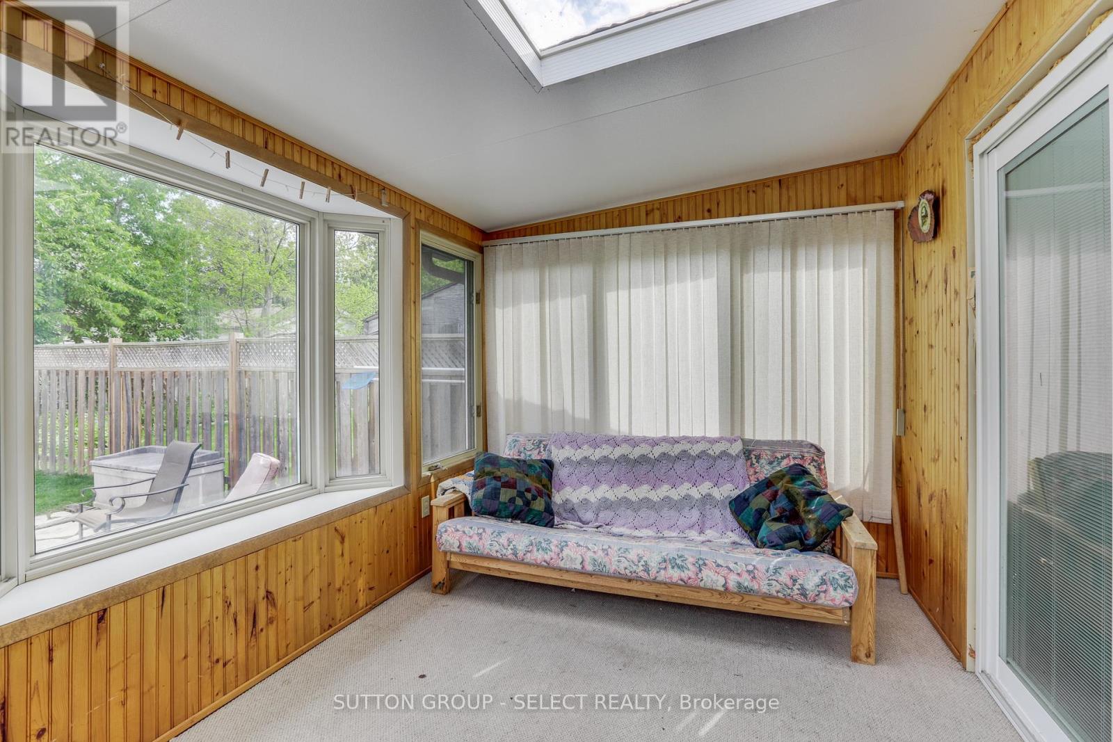 119 METCALFE CRESCENT - 18