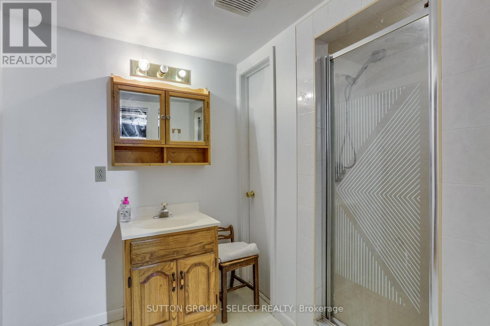 119 METCALFE CRESCENT - 37
