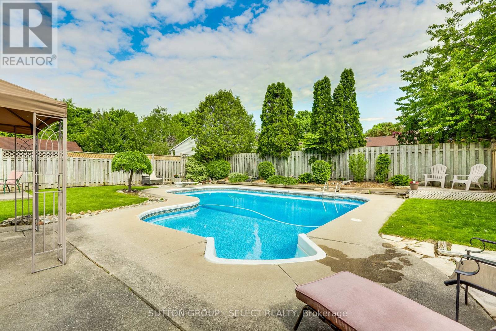 119 METCALFE CRESCENT - 42
