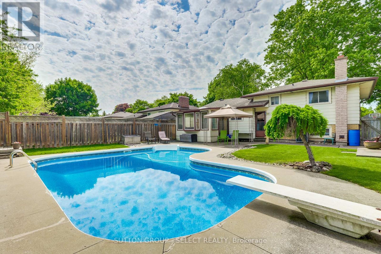 119 METCALFE CRESCENT - 44