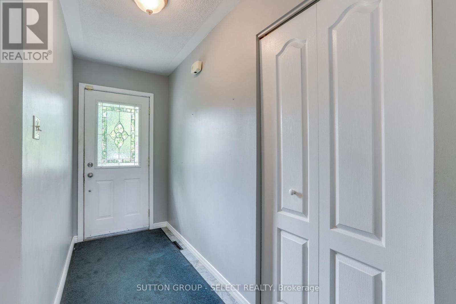 119 METCALFE CRESCENT - 6