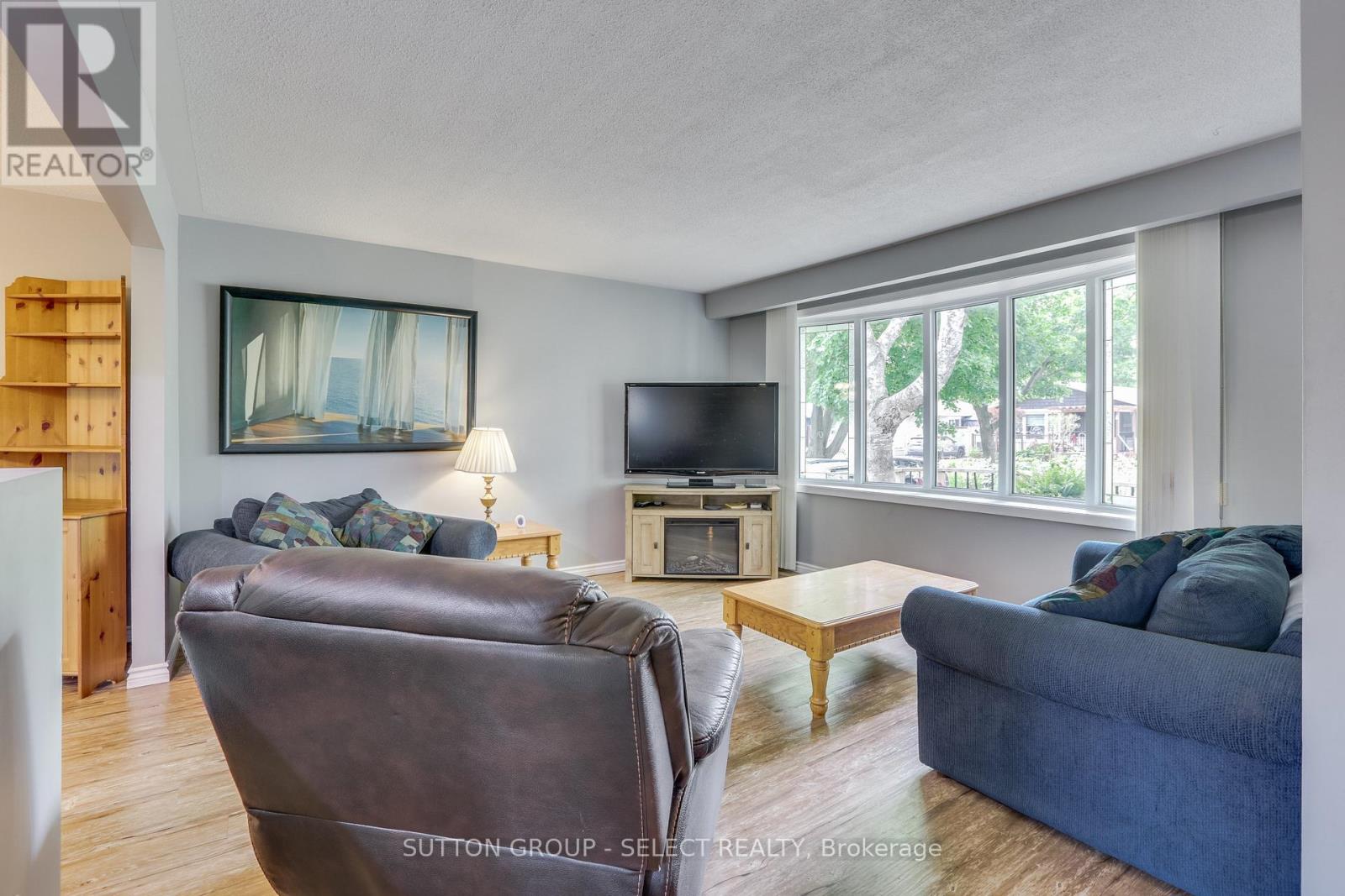 119 METCALFE CRESCENT - 7