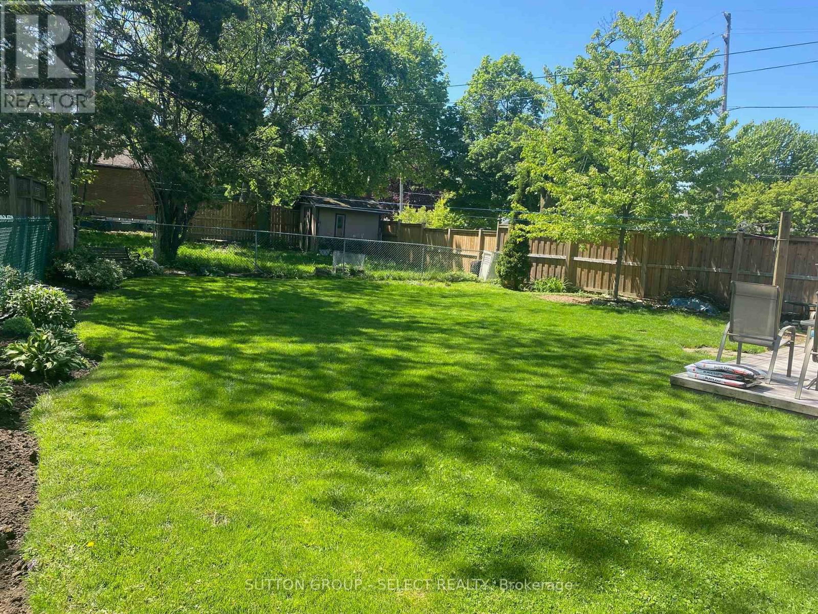 332 RIDGEWOOD CRESCENT - Image 3
