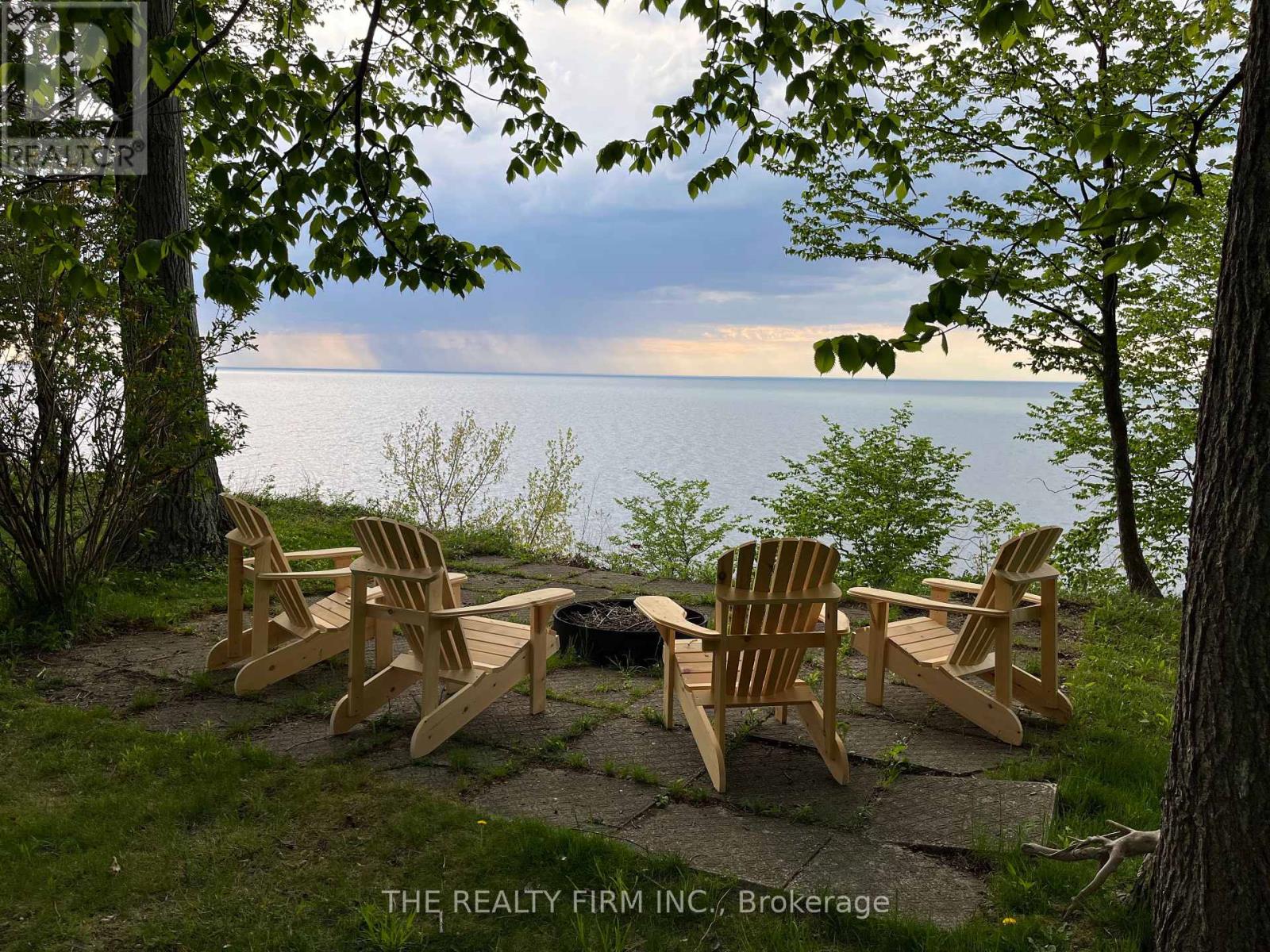 4084 BLUEPOINT DRIVE - 42