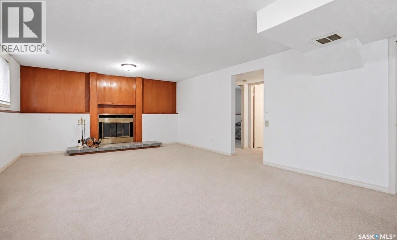 314 Waterbury ROAD - 36