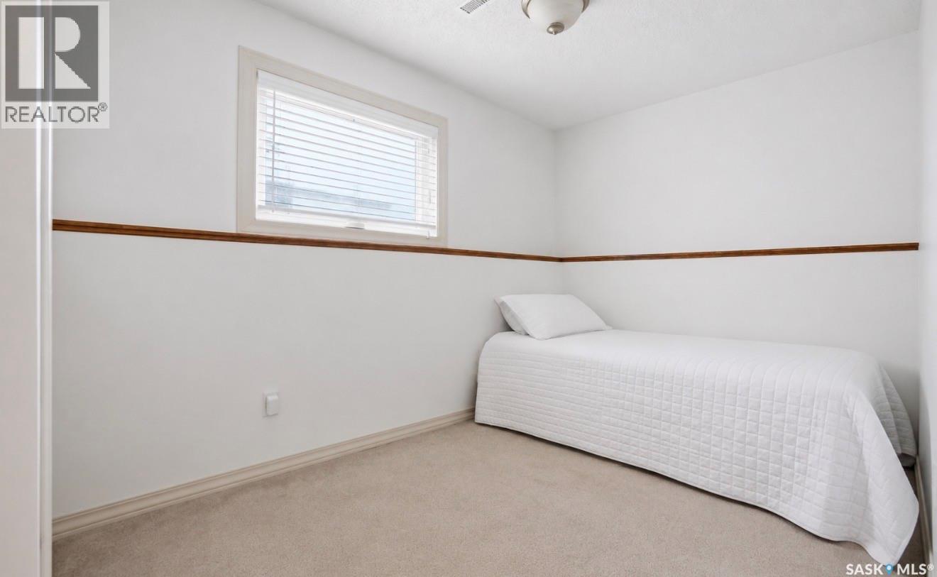 314 Waterbury ROAD - 38