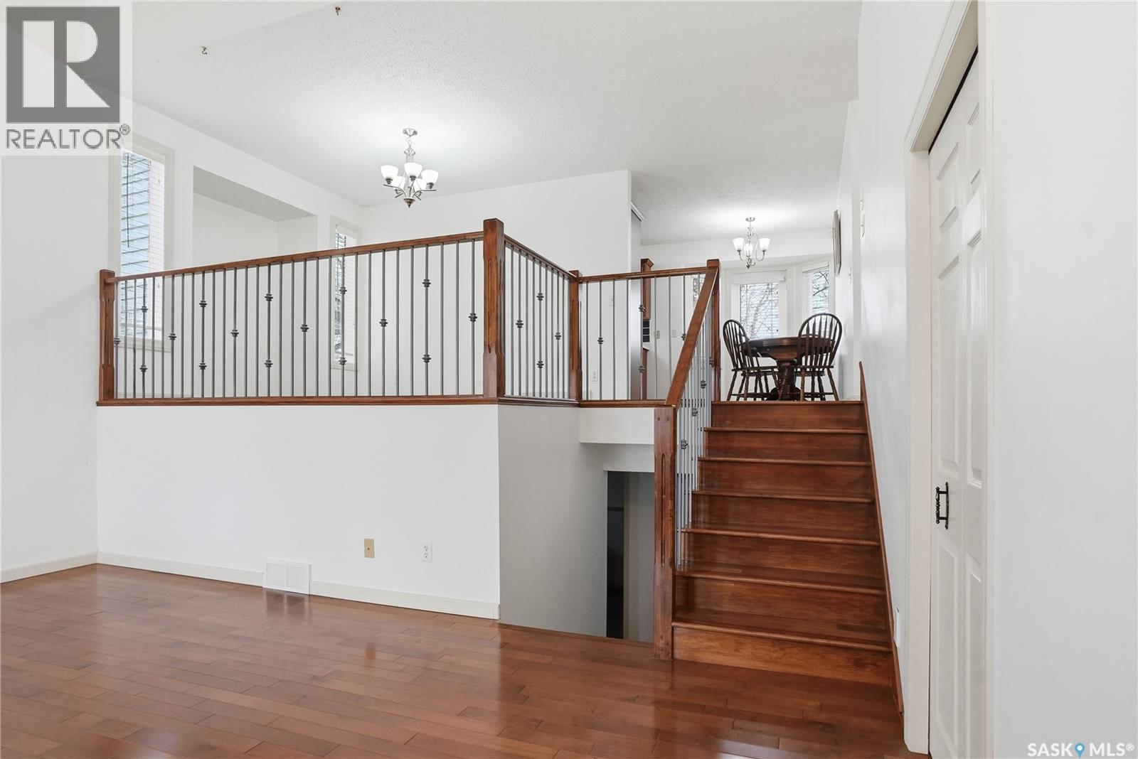 314 Waterbury ROAD - 8