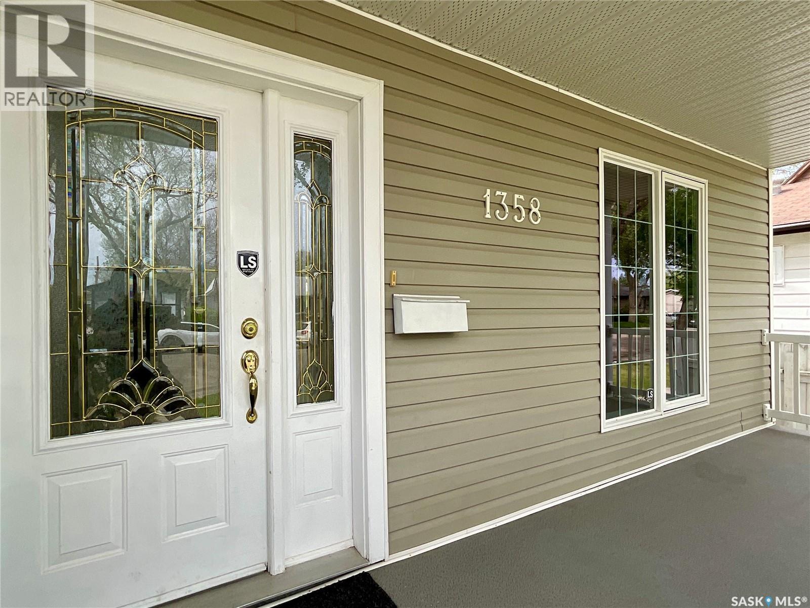 1358 Forget STREET - Image 2