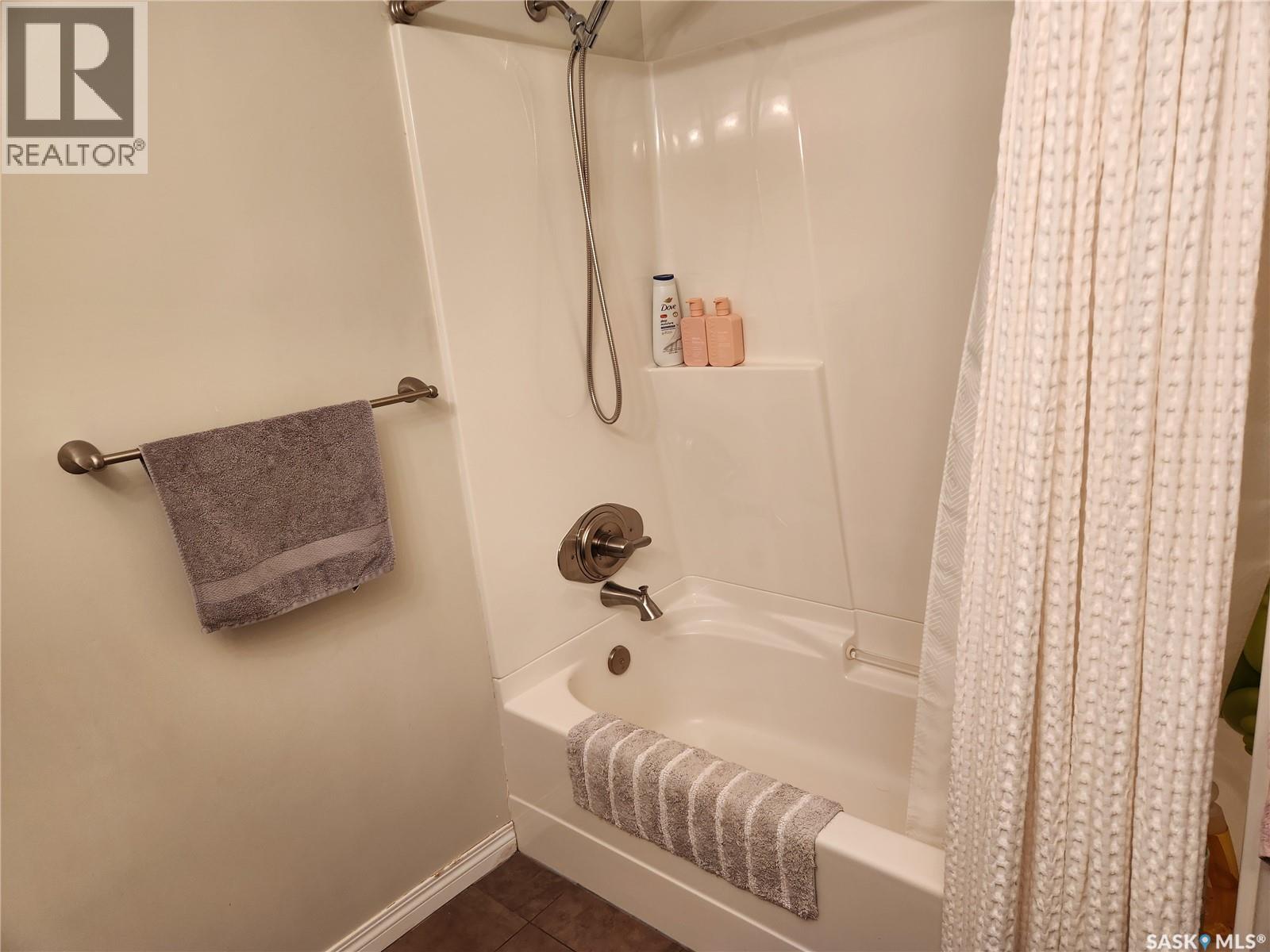 223 Adilman DRIVE - 12