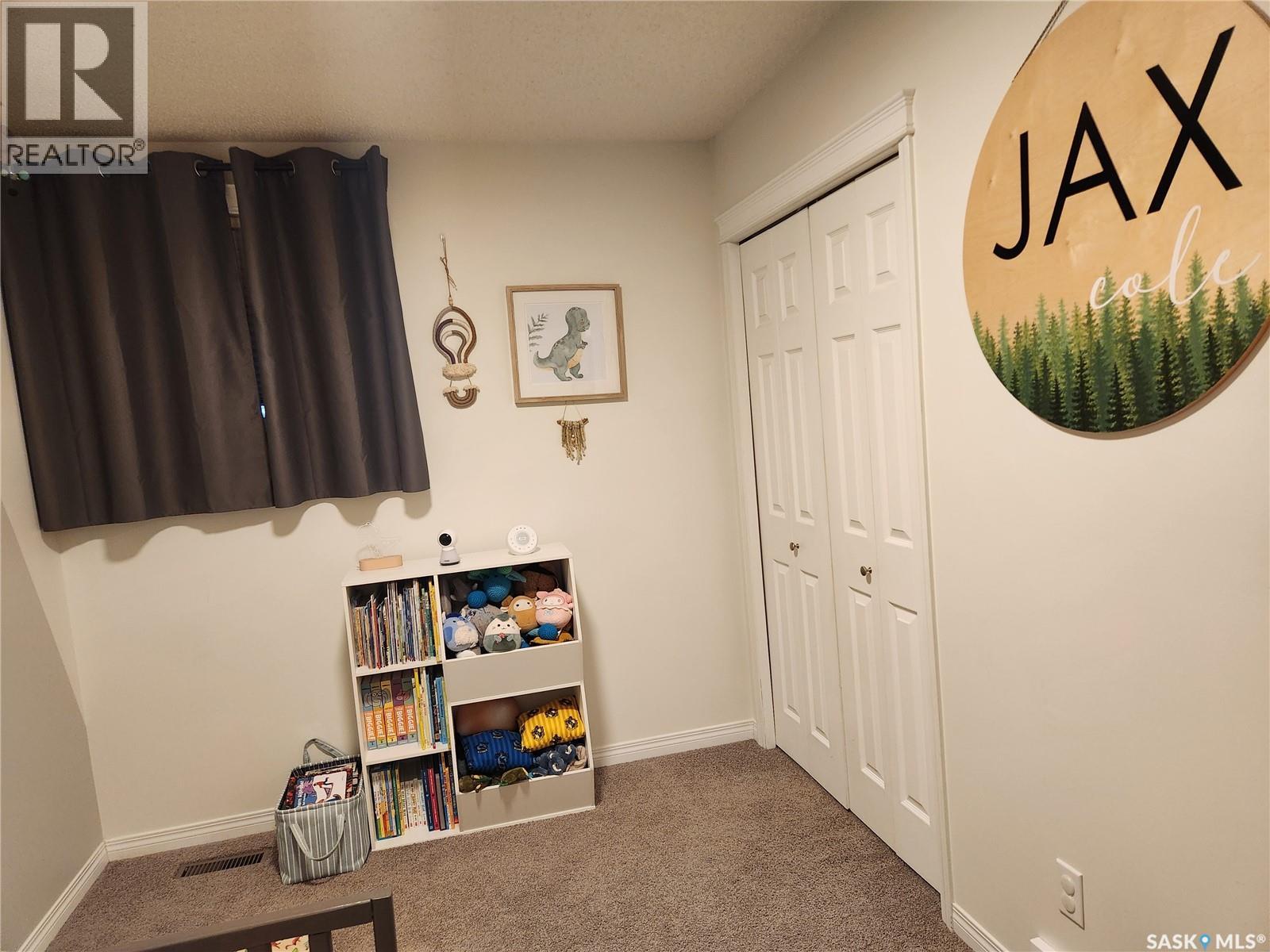 223 Adilman DRIVE - 17