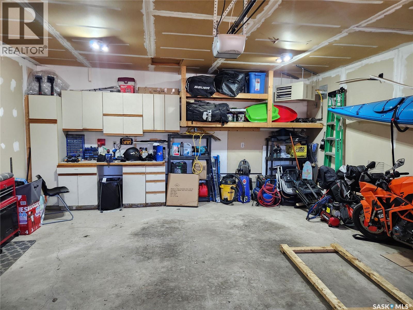 223 Adilman DRIVE - 33