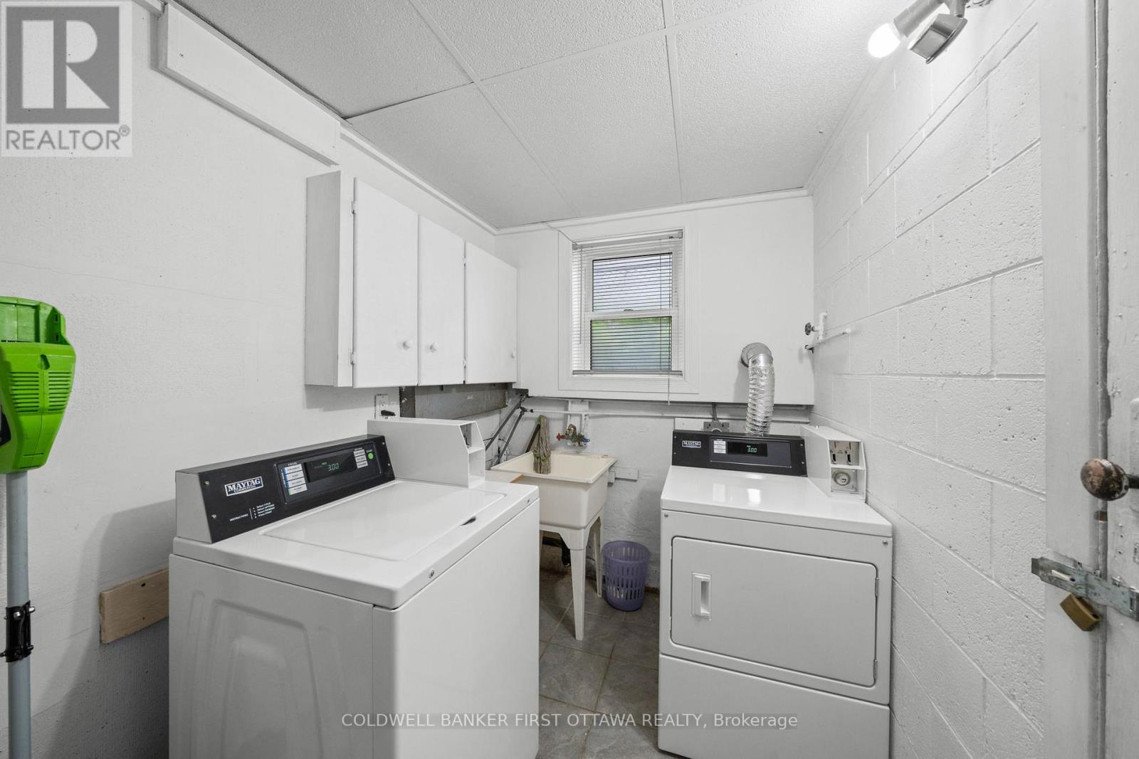 397 BRANT STREET - 33