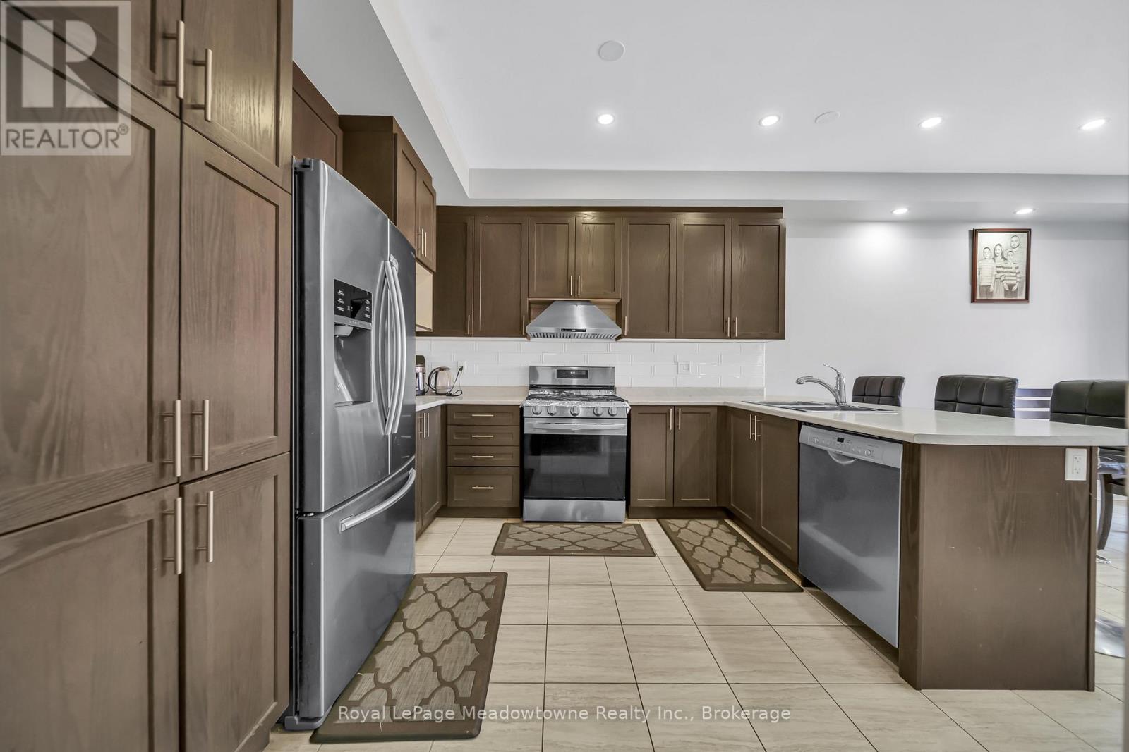 2218 LOZENBY STREET - 8