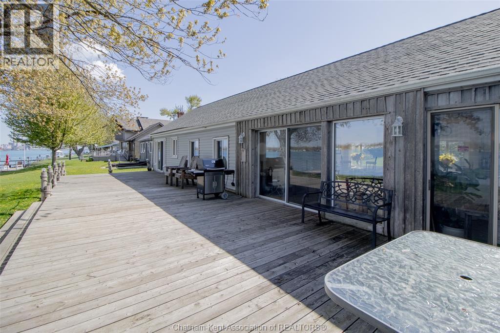 3057 ST.CLAIR PARKWAY - 31