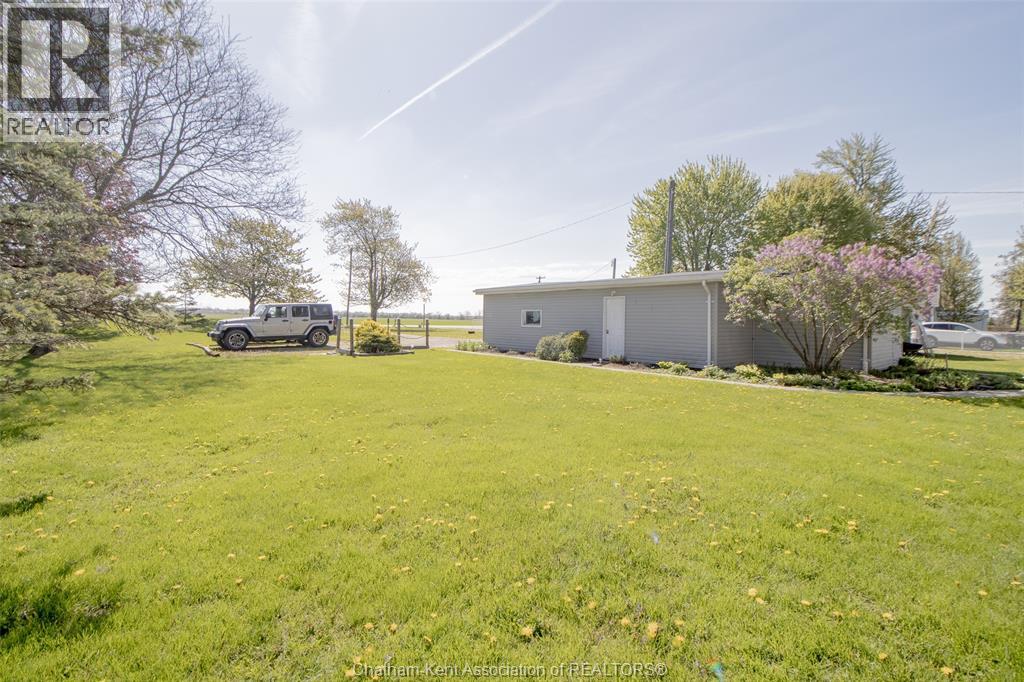 3057 ST.CLAIR PARKWAY - 37