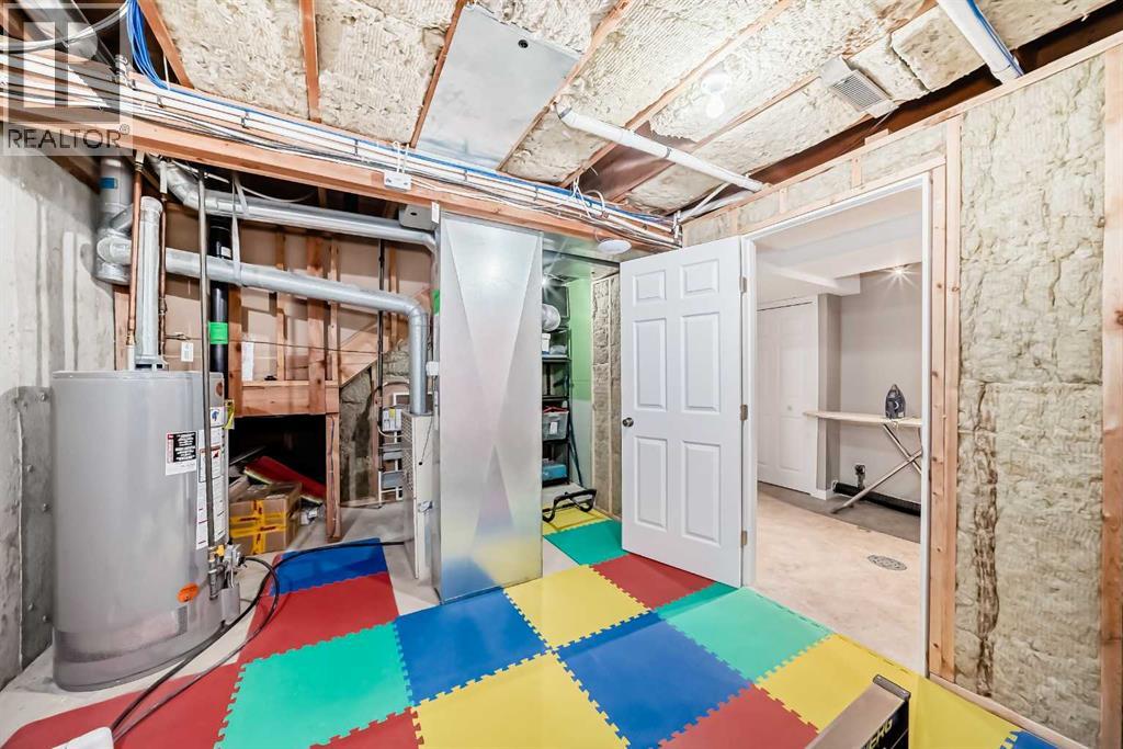 402 Citadel Heights NW - 34
