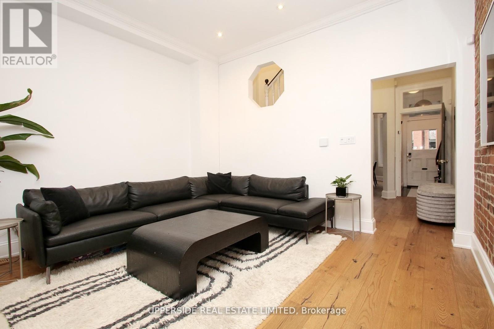 153 COLLIER STREET - 9