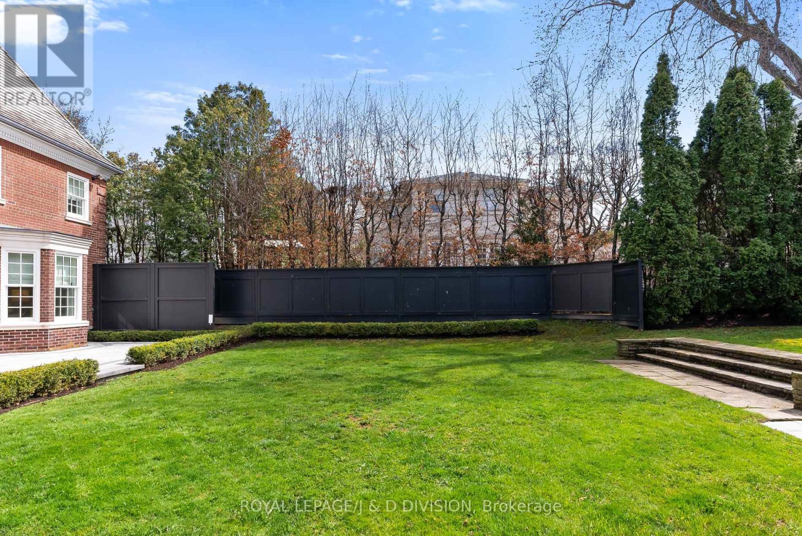 148 FOREST HILL ROAD - 36
