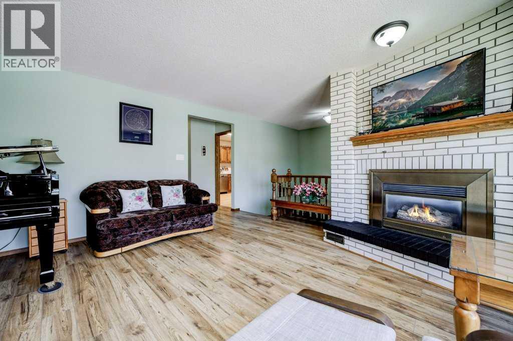 31 Red Crow Boulevard W - 6